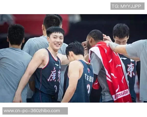 广东男篮对决四川徐杰胡明轩争夺CBA得分王杜锋誓言带队实现连胜目标